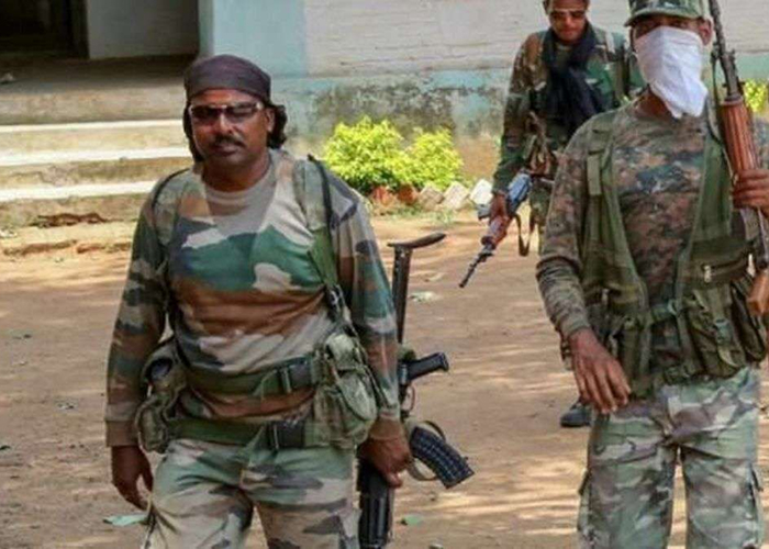 झारखंड में सुरक्षा बलों और नक्सलियों की मुठभेड़: तीन नक्सली ढेर, बड़ा ऑपरेशन सफल