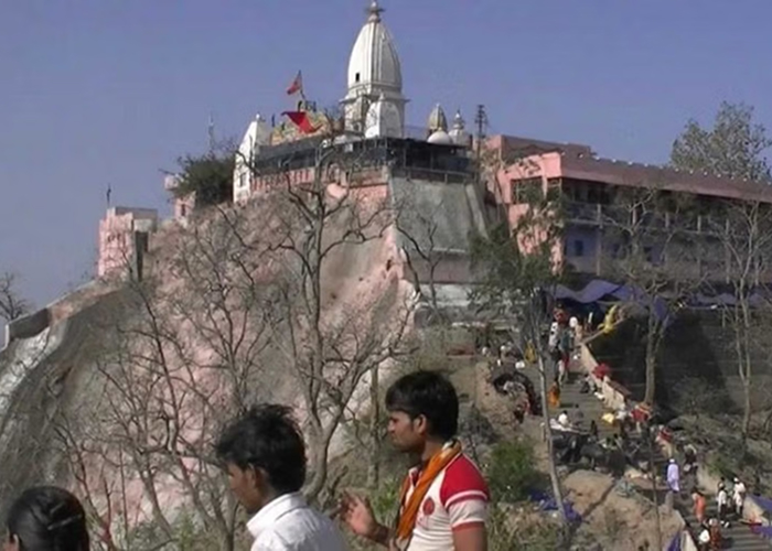 हरिद्वार हादसा: भगदड़ के बाद अवैध दुकानों पर ताला, गायब हुआ सामान, बिजली के तार ने खोला प्रशासन का पोल