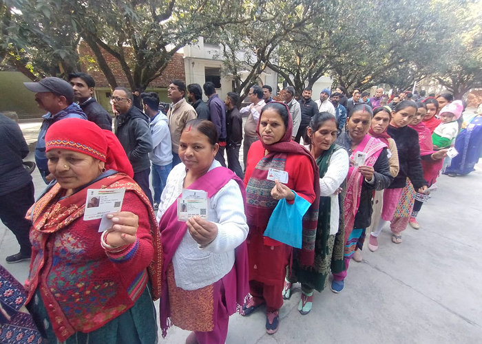 उत्तराखंड पंचायत चुनाव: बारिश भी नहीं रोक पाई लोकतंत्र का जोश, दूसरे चरण में 70% से ज्यादा मतदान