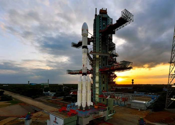 ISRO-NASA का NISAR उपग्रह लॉन्च: धरती की हलचल पर अब अंतरिक्ष से होगी बारीकी नजर