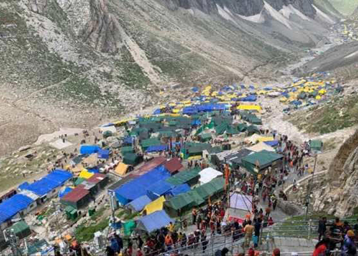 भारी बारिश से अमरनाथ यात्रा स्थगित, जम्मू से नहीं चलेगा कोई काफिला; बालटाल मार्ग शुक्रवार से होगा शुरू