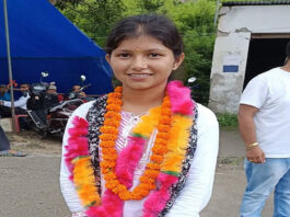 उत्तराखंड पंचायत चुनाव: अल्मोड़ा में 21 साल की निकिता ने रचा इतिहास, बनीं सबसे युवा बीडीसी सदस्य