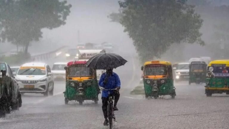 दिल्ली-एनसीआर में बारिश का सिलसिला शुरू, इन शहरों के लिए आईएमडी ने जारी किया येलो अलर्ट