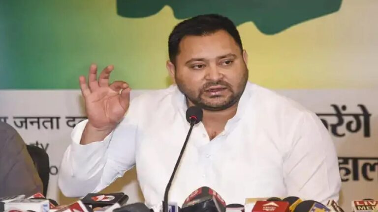 मतदाता सूची के विशेष पुनरीक्षण पर बोले तेजस्वी यादव, ‘देश में आधार मान्य- लेकिन बिहार में क्यों नहीं’