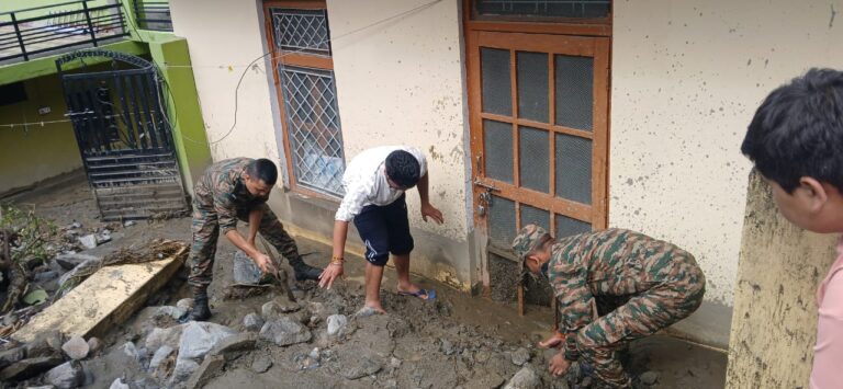थराली आपदा: सीएम धामी ने दुःख जताया, राहत और बचाव कार्य शुरू