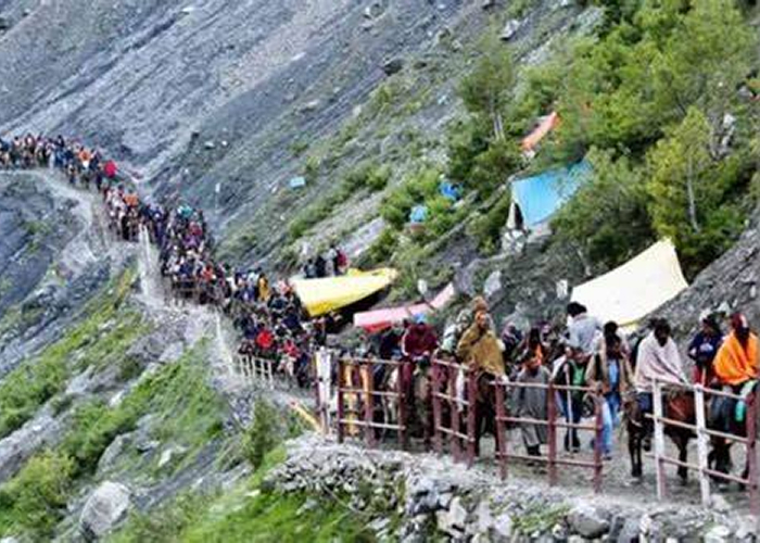 खराब मौसम ने रोकी आस्था की राह: अमरनाथ यात्रा लगातार दूसरे दिन भी रही स्थगित
