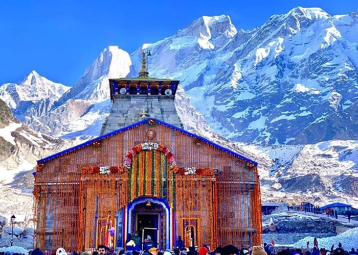 केदारनाथ यात्रा फिर से शुरू, श्रद्धालुओं को अब 22 कि.मी. और चलना होगा – सड़क मार्ग बंद, ट्रेकिंग बनी ज़रूरी