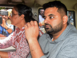 बलात्कार मामले में पूर्व सांसद प्रज्वल रेवन्ना को उम्रकैद, अदालत ने ₹11 लाख का लगाया जुर्माना