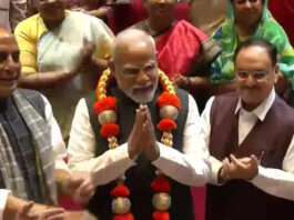 एनडीए बैठक में पीएम मोदी का भव्य सम्मान, ऑपरेशन सिंदूर और महादेव की सफलता पर प्रस्ताव पारित