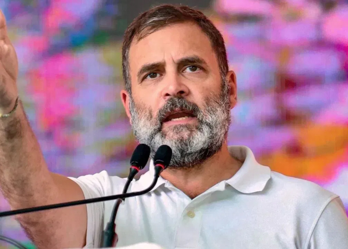 संसद में सियासी घमासान: राहुल गांधी को सुप्रीम कोर्ट की फटकार, पीएम मोदी का विपक्ष पर तीखा वार