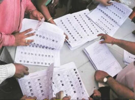 बिहार में वोटर लिस्ट को लेकर हलचल: नाम जोड़ने-हटाने के लिए 5015 आवेदन, राजनीतिक दलों की चुप्पी हैरान करती