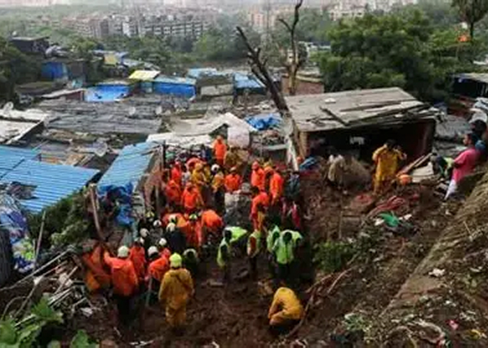 मुंबई में भीषण भूस्खलन: 2 की मौत, आज फिर भारी बारिश का अलर्ट