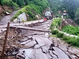 कठुआ में बादल फटा: तबाही का मंजर, 7 की मौत और कई घायल, सेना-प्रशासन ने शुरू किया रेस्क्यू ऑपरेशन