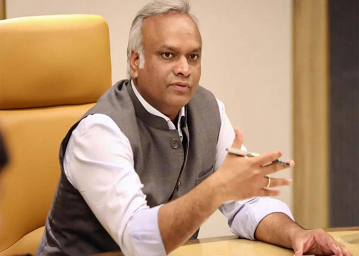 ऑनलाइन गेमिंग पर पूरी तरह प्रतिबंध से खत्म होंगे रोज़गार और नवाचार: मंत्री प्रियंक खड़गे का बड़ा बयान