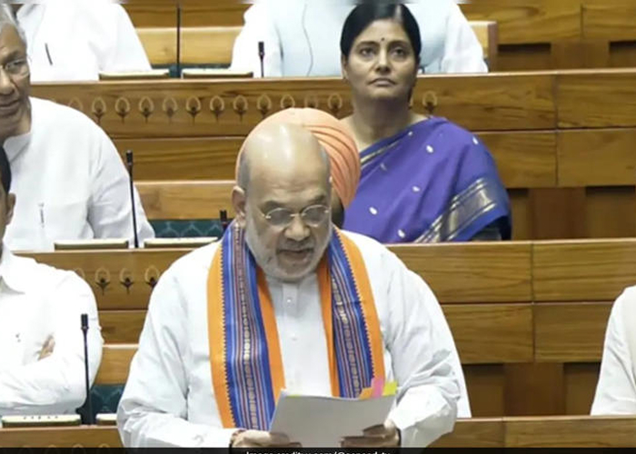 लोकसभा में हंगामा! अमित शाह ने पेश किया PM और मुख्यमंत्रियों को हटाने से जुड़ा विधेयक