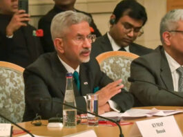 अमेरिका से टैरिफ पर तनाव के बीच, रूस को निवेश का न्योता: जयशंकर बोले- भारतीय कंपनियों से मिलकर काम करें रूसी कंपनियां