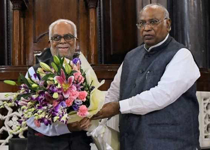 INDIA ब्लॉक उम्मीदवार न्यायमूर्ति बी. सुदर्शन रेड्डी ने उपराष्ट्रपति पद के लिए नामांकन दाखिल, विपक्ष ने दिखाया शक्ति प्रदर्शन