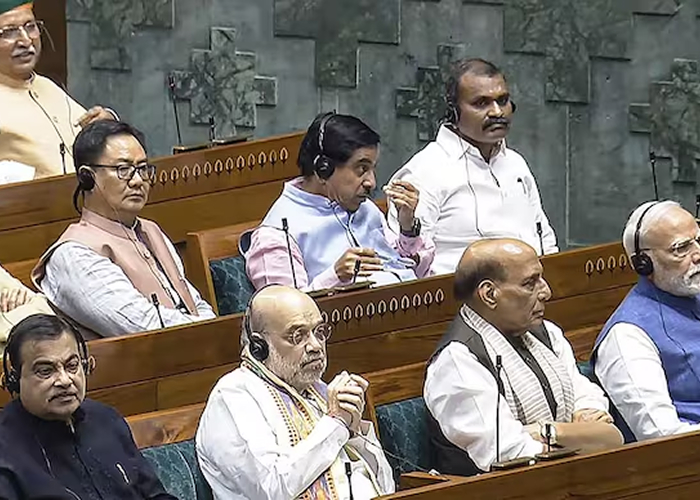 'जेल से शासन' पर रोक: मोदी सरकार ने पेश किए विधेयक, विपक्ष बोला- लोकतंत्र पर हमला