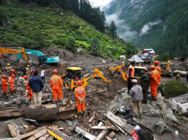 किश्तवाड़ बादल फटने का कहर: तीन दिन से नहीं मिले शव, 36 लोग अब भी लापता – रेस्क्यू ऑपरेशन धीमा
