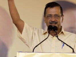 केजरीवाल का मोदी को संदेश: "ट्रंप पर लगाओ 100% टैरिफ, पूरा देश आपके साथ खड़ा है