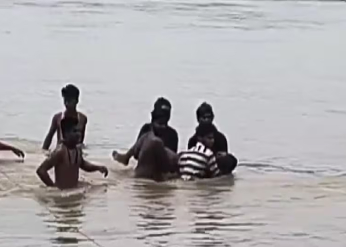 धनबाद हादसा: दामोदर नदी में स्नान करती 5 बच्चियां डूबीं, एक की मौत, एक की तलाश जारी