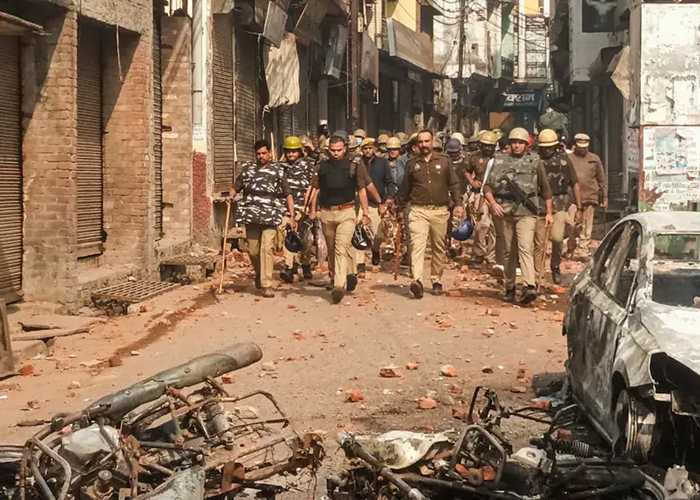 संभल हिंसा रिपोर्ट से सियासी भूचाल, काशी-मथुरा विवाद पर बढ़ा घमासान