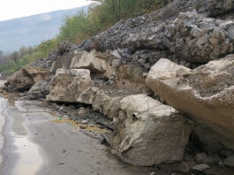 उत्तराखंड में भूस्खलन का खतरा कम करने के लिए GSI लाएगा अर्ली वार्निंग सिस्टम, चार संवेदनशील जिलों में जल्द शुरू होगा परीक्षण