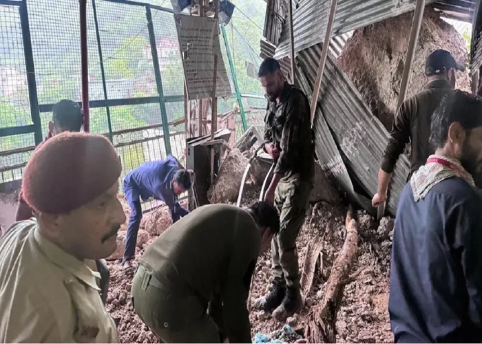 माता वैष्णो देवी मंदिर मार्ग पर हुए भूस्खलन पर प्रधानमंत्री नरेंद्र मोदी ने जताया दु:ख