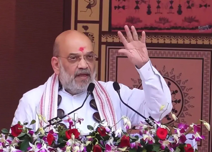 अमित शाह बोले: सभी नक्सलियों के सरेंडर, गिरफ्तारी या खात्मे तक चैन से नहीं बैठेगी मोदी सरकार