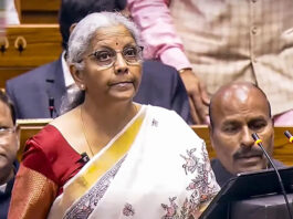 निर्मला सीतारमण का GST ‘फेस्टिवल ऑफर’: क्या चुनावी मौसम में बीजेपी-NDA को मिलेगा फायदा?