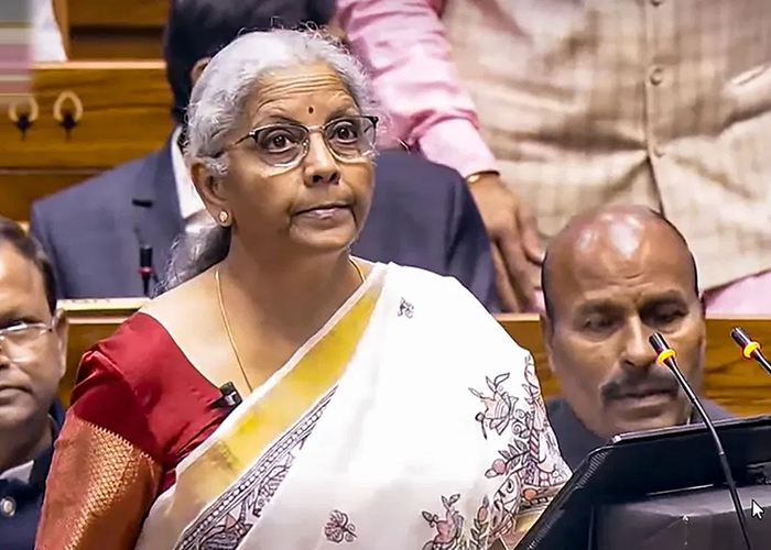 निर्मला सीतारमण का GST ‘फेस्टिवल ऑफर’: क्या चुनावी मौसम में बीजेपी-NDA को मिलेगा फायदा?