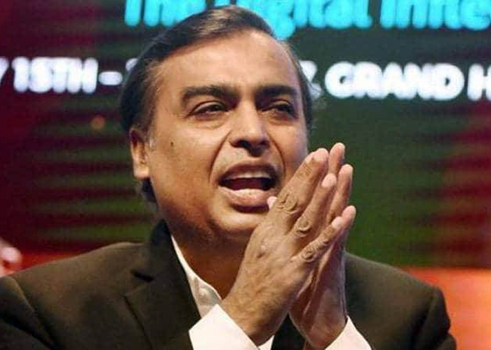 दो अरब डॉलर के बड़े बदलाव और एक रिलायंस: क्या मुकेश अंबानी इसे हासिल कर पाएंगे?