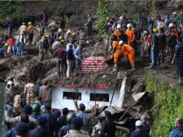 हिमाचल प्रदेश: कुल्लू में भूस्खलन से महिला की मौत, चार परिजनों के मलबे में दबे होने की आशंका