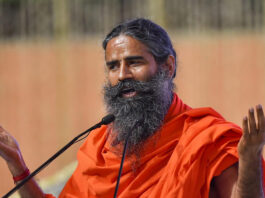 रामदेव के एलोपैथी बयान पर FIR में बंदी रिपोर्ट, SC में चालीसगढ़ सरकार ने दी जानकारी