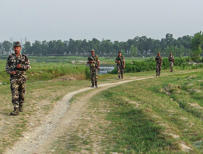 एसएसबी ने नेपाल से फरार 63 कैदियों को हिरासत में लिया; कुछ ने खुद को बताया भारतीय