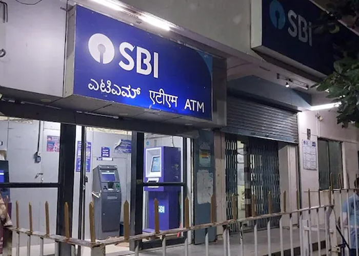 कर्नाटक में एसबीआई बैंक शाखा से हथियारबंद गिरोह ने नकदी और सोना लूटा, पुलिस ने शुरू की तलाश