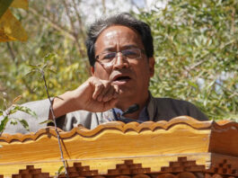लद्दाख संकट: क्या सोनम वांगचुक हैं हालात को बिगाड़ने के जिम्मेदार? जानें ये 5 अहम बातें