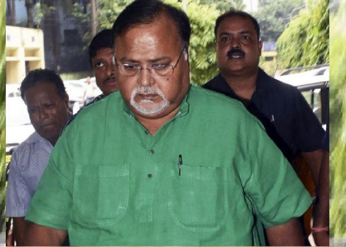 पश्चिम बंगाल स्कूल जॉब्स घोटाले में पूर्व मंत्री पार्थ चटर्जी को कलकत्ता उच्च न्यायालय ने जमानत दी, लेकिन जेल से तुरंत रिहाई की संभावना कम