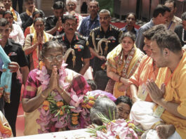 राष्ट्रपति मुर्मू की मथुरा पहुंची विशेष महाराजा एक्सप्रेस में, दिनभर का दौरा शुरू