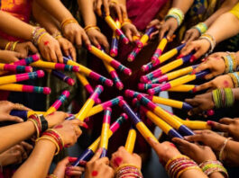 ठाणे हाउसिंग सोसाइटी में गरबा कार्यक्रम के दौरान अंडे फेंकने की घटना, पुलिस ने मामला दर्ज किया