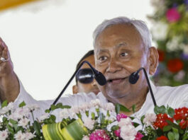 बिहार में महिलाओं के खाते में 10,000 रुपये जमा: CM नीतीश कुमार ने 25 लाख महिलाओं को किया लाभान्वित