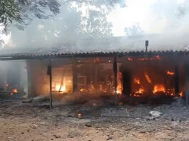 आंध्र प्रदेश के ईस्ट गोदावरी में पटाखा फैक्ट्री में भीषण आग, 6 की मौत और 8 गंभीर रूप से घायल